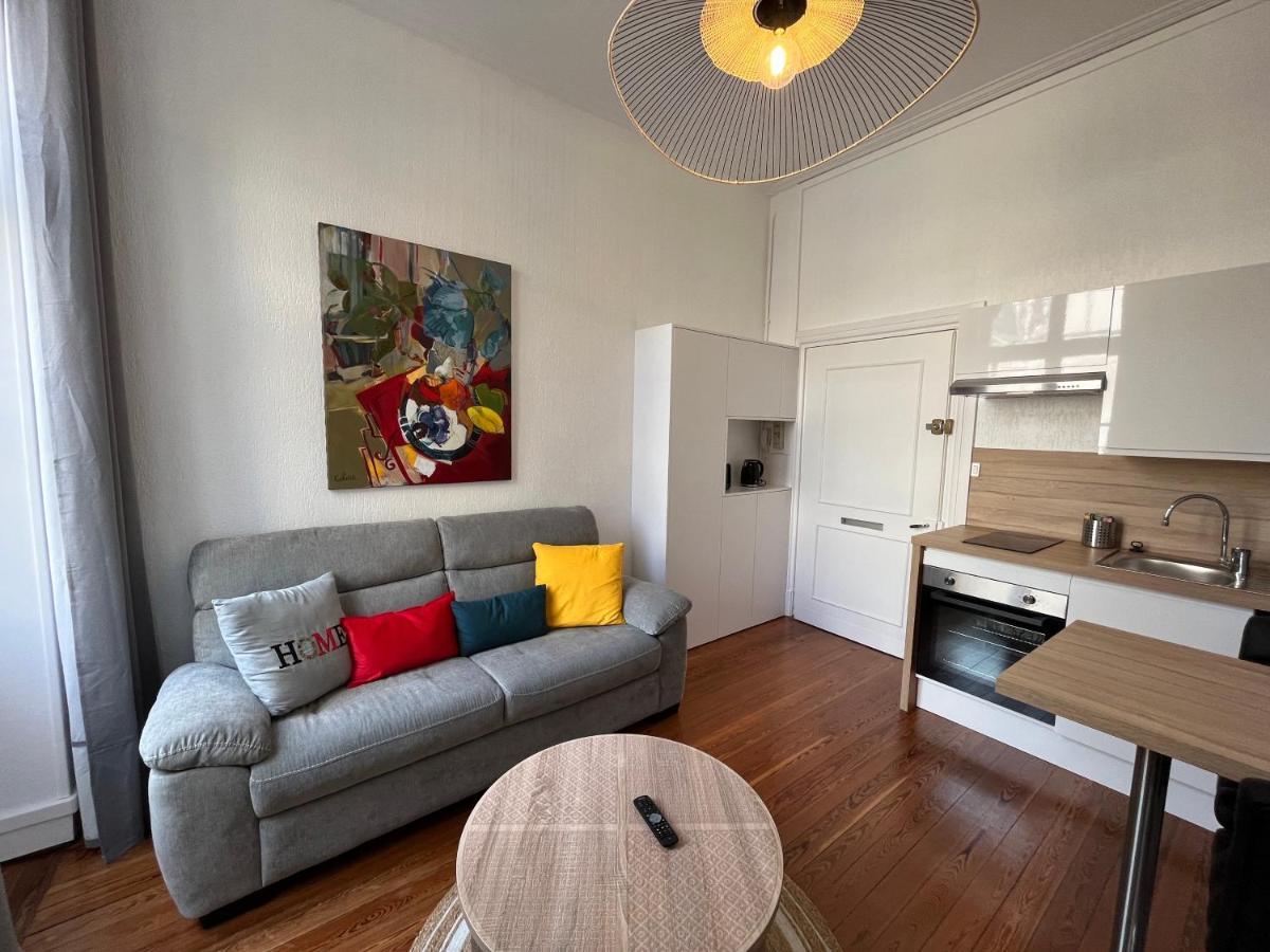Paon, Coquet Appt Avec Parking A Caen Apartamento Exterior foto